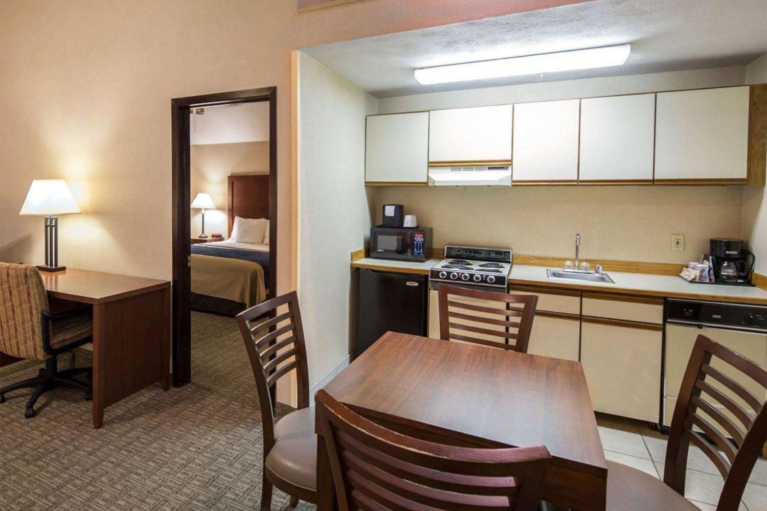 Wingate By Wyndham Downtown - Ship Creek